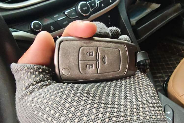 Used Buick Excelle GX 2018 18T Automatic Flagship Model Vehicle Key