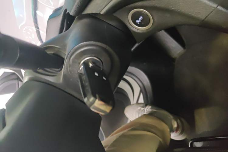 Used Buick Excelle GX 2018 18T Automatic Elite Model Vehicle Key