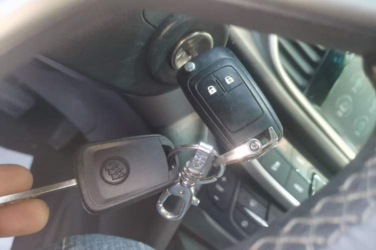 Used Buick Excelle GX 2018 18T Automatic Elite Model Vehicle Key