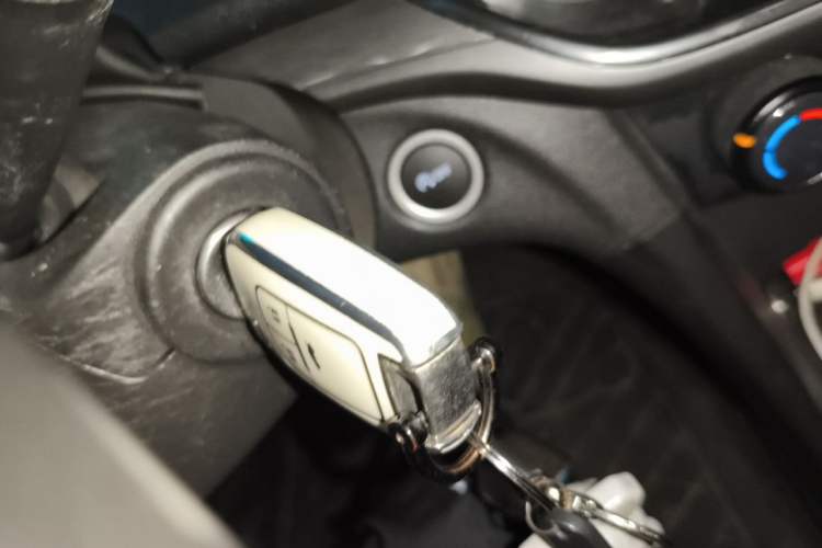 Used Buick Excelle GX 2018 18T Automatic Elite Model Vehicle Key