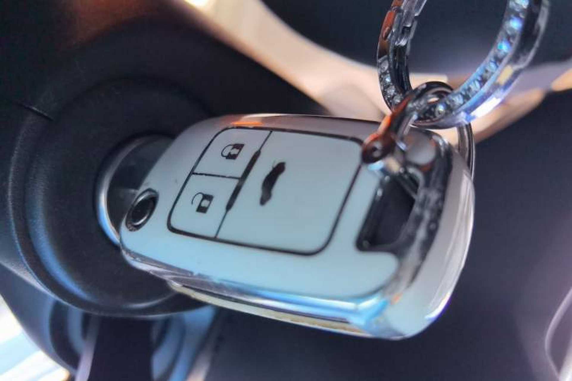 Used Buick Excelle GX 2018 18T Automatic Elite Model Vehicle Key