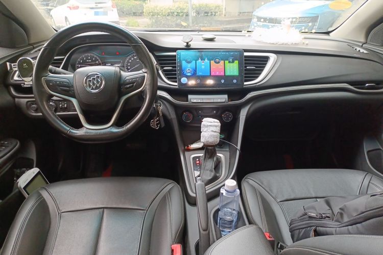 Used Buick Excelle GX 2018 18T Automatic Elite Model Center Console