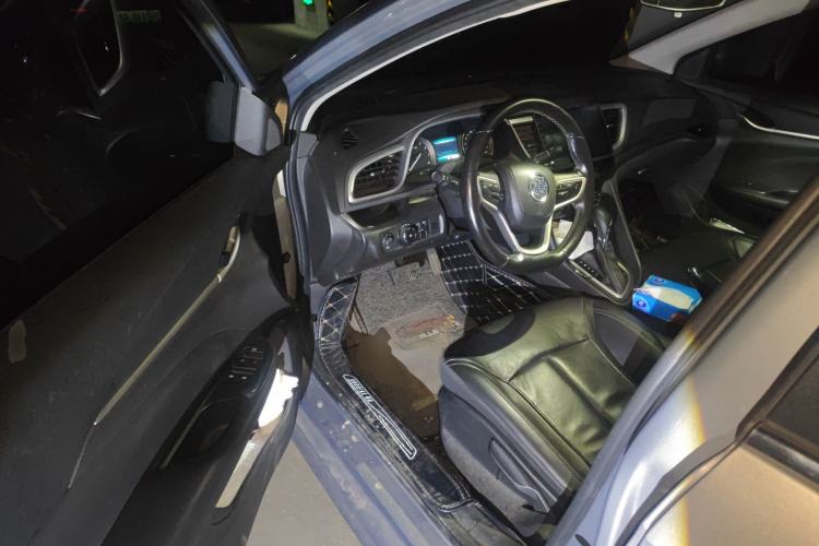 Used Buick Excelle GX 2018 18T Automatic Elite Model Driver Seat