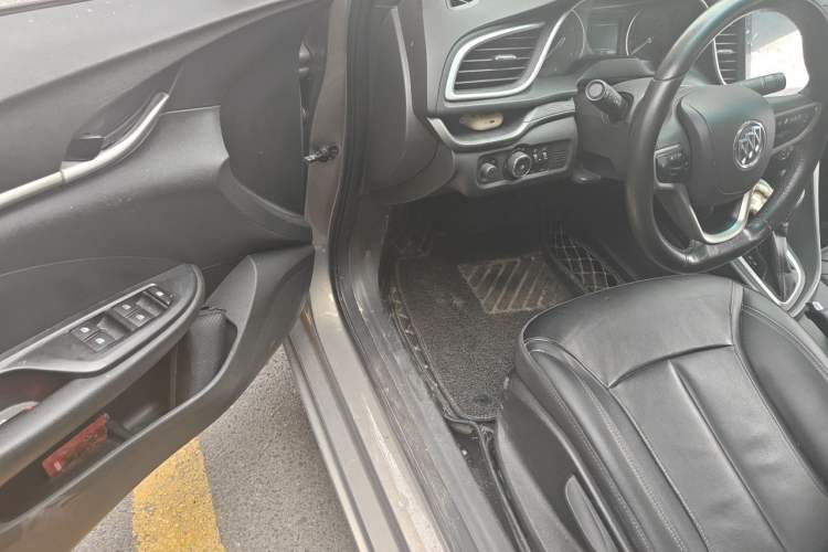 Used Buick Excelle GX 2018 18T Automatic Elite Model Driver Seat