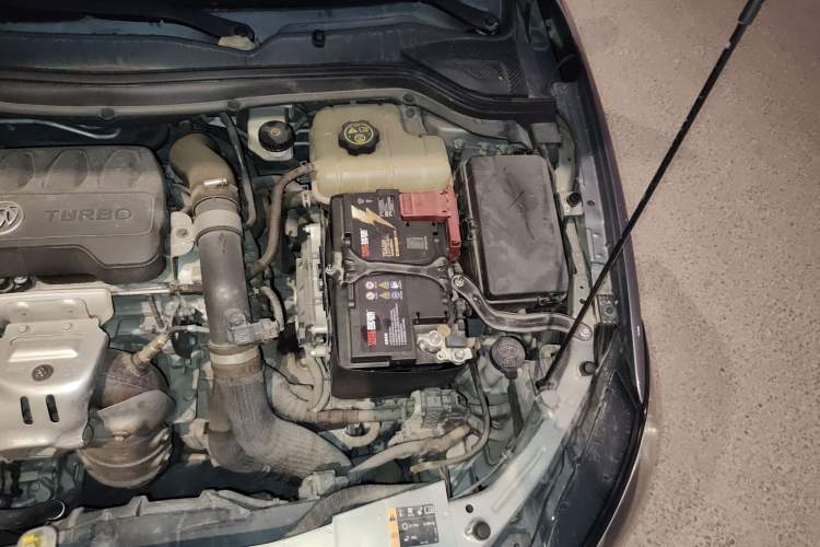 Used Buick Excelle GX 2018 18T Automatic Elite Model Engine Bay Left