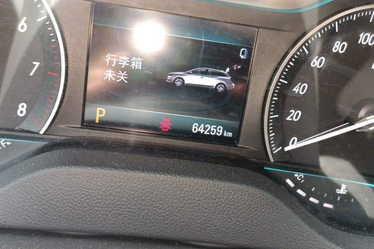 Used Buick Excelle GX 2018 18T Automatic Elite Model Odometer Close Up