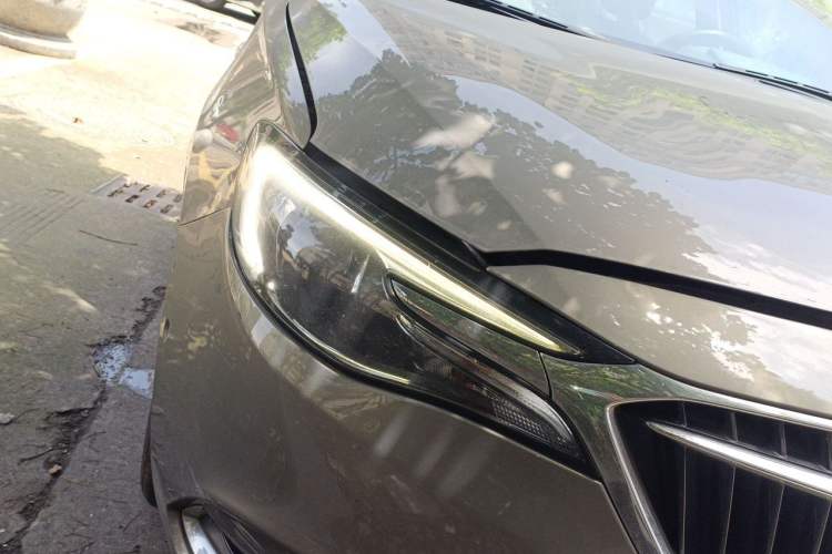 Used Buick Excelle GX 2018 18T Automatic Elite Model Right Front Headlight