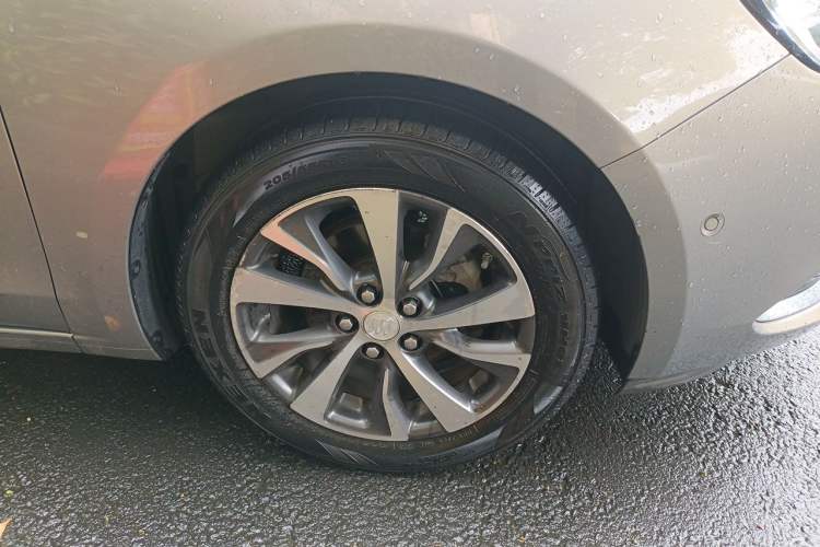 Used Buick Excelle GX 2018 18T Automatic Elite Model Right Front Wheel Hub