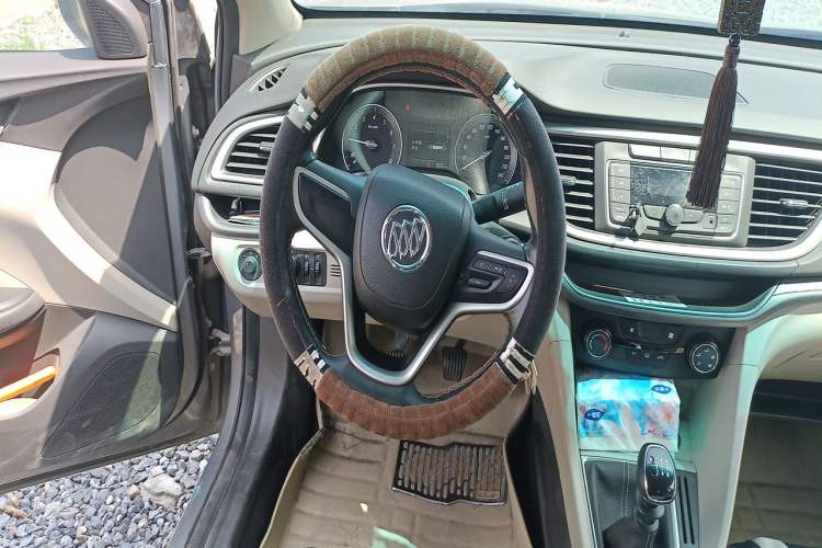 Used Buick Excelle GX 2018 15T Manual Elite Model Steering Wheel