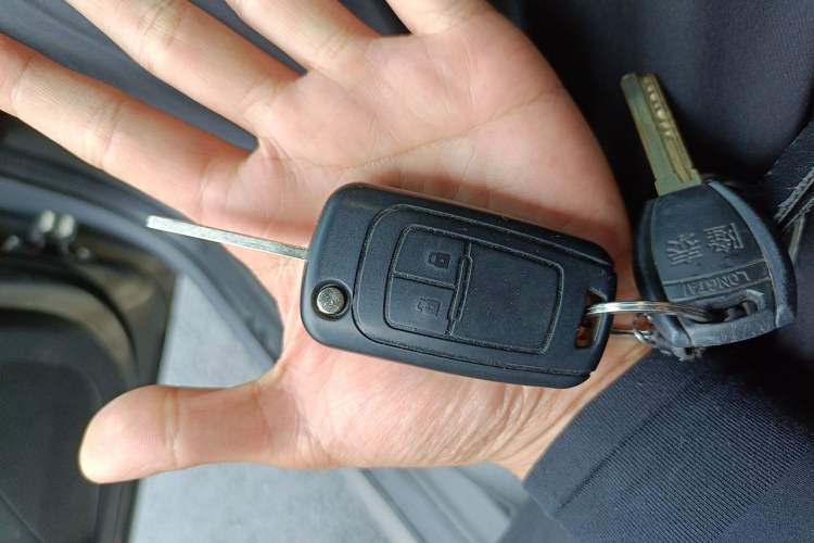 Used Buick Excelle GX 2018 18T Automatic Elite Model Vehicle Key