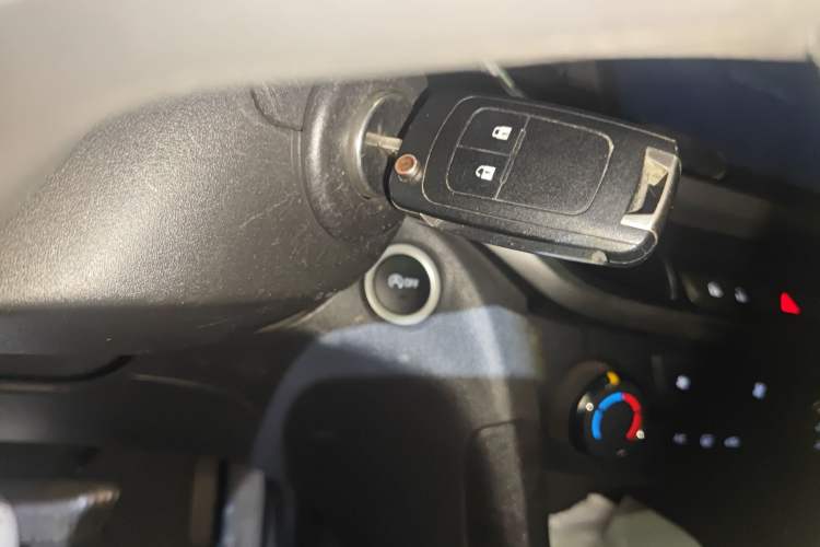 Used Buick Excelle GX 2018 18T Automatic Elite Model Vehicle Key