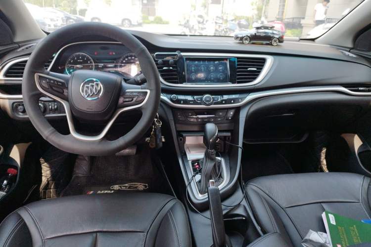 Used Buick Excelle GX 2019 18T Automatic Connected Elite Model China V Standard Center Console