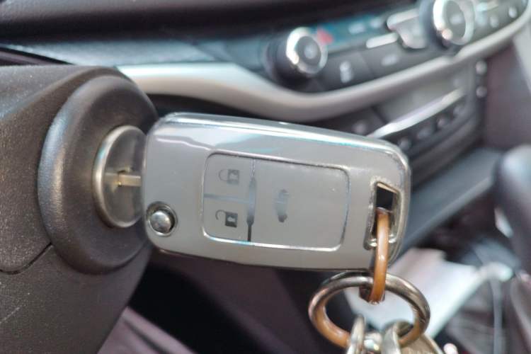 Used Buick Excelle GX 2019 18T Automatic Connected Elite Model China V Standard Vehicle Key