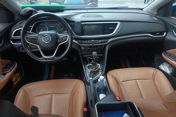Used Buick Excelle GX 2019 18T Automatic Connected Flagship Version China VI Standard Center Console
