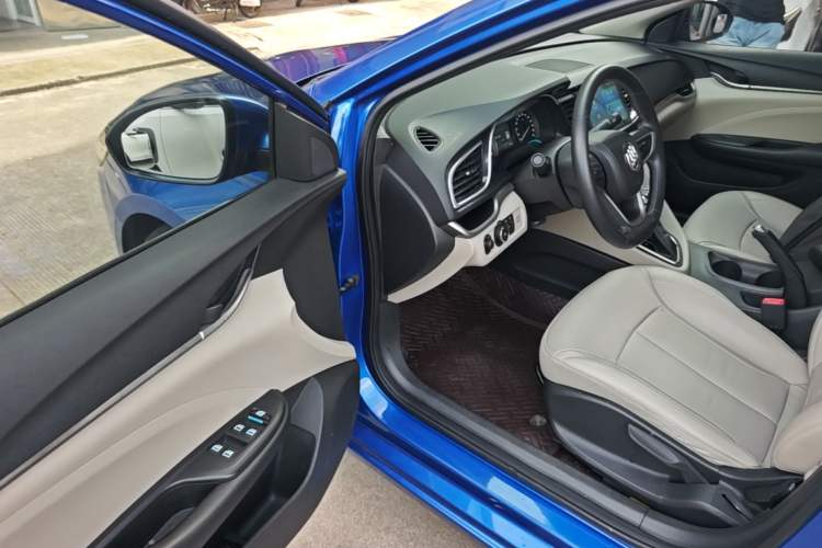 Used Buick Excelle GX 2019 15T Dual-Clutch Connected Elite Version China V Standard Driver Seat