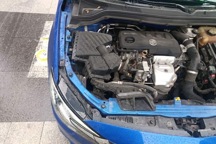 Used Buick Excelle GX 2019 18T Automatic Connected Flagship Version China VI Standard Engine Bay Right