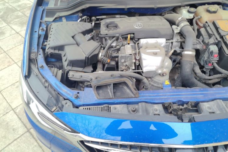Used Buick Excelle GX 2019 18T Automatic Connected Elite Model China VI Standard Engine Bay Right