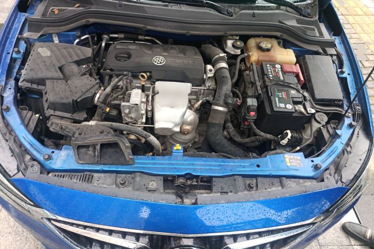 Used Buick Excelle GX 2019 18T Automatic Connected Flagship Version China VI Standard Engine Bay