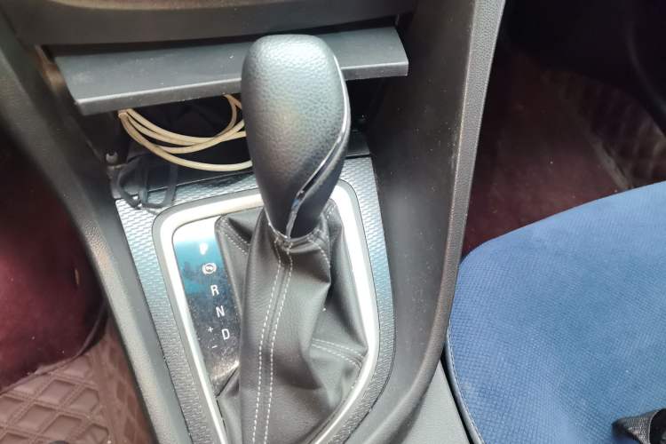 Used Buick Excelle GX 2019 18T Automatic Connected Elite Model China VI Standard Gear Lever