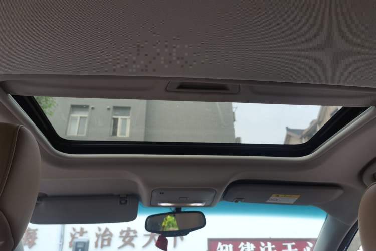 Used Buick Excelle GX 2019 18T Automatic Connected Flagship Version China VI Standard Headliner