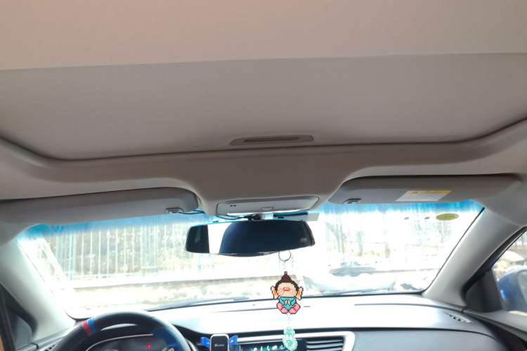 Used Buick Excelle GX 2019 18T Automatic Connected Elite Model China VI Standard Headliner