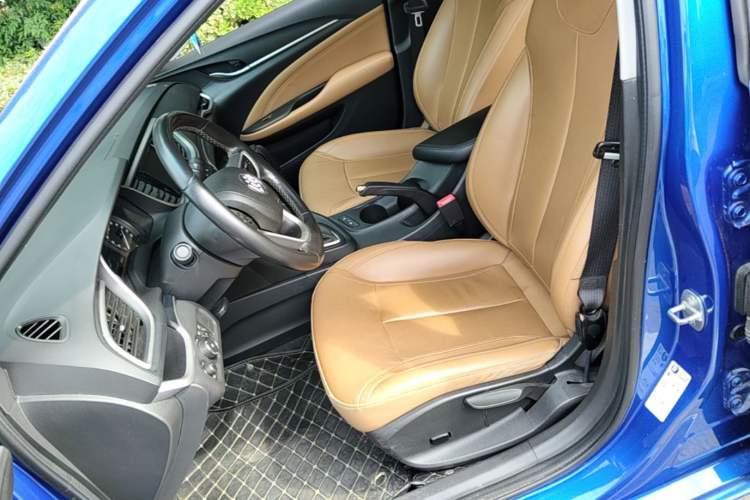 Used Buick Excelle GX 2019 18T Automatic Connected Flagship Version China V Standard Left Front Seat