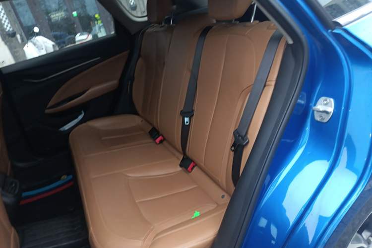 Used Buick Excelle GX 2019 18T Automatic Connected Flagship Version China VI Standard Left Rear Seat