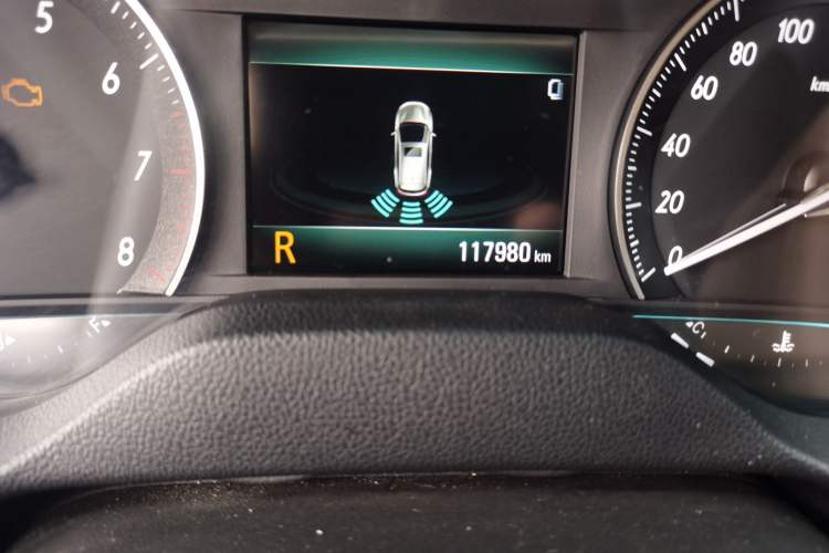 Used Buick Excelle GX 2019 18T Automatic Connected Flagship Version China VI Standard Odometer Close Up