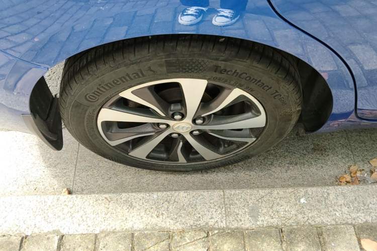 Used Buick Excelle GX 2019 18T Automatic Connected Flagship Version China V Standard Right Rear Wheel Hub