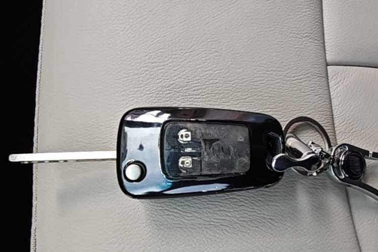 Used Buick Excelle GX 2019 15T Dual-Clutch Connected Elite Version China V Standard Vehicle Key