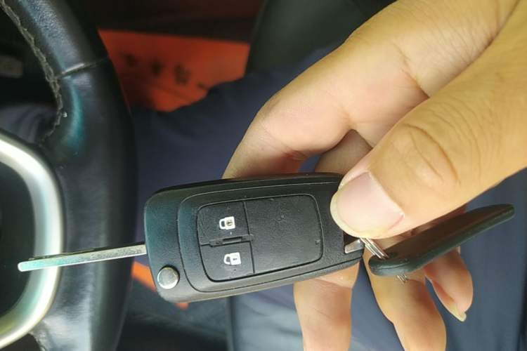 Used Buick Excelle GX 2019 18T Automatic Connected Elite Model China V Standard Vehicle Key