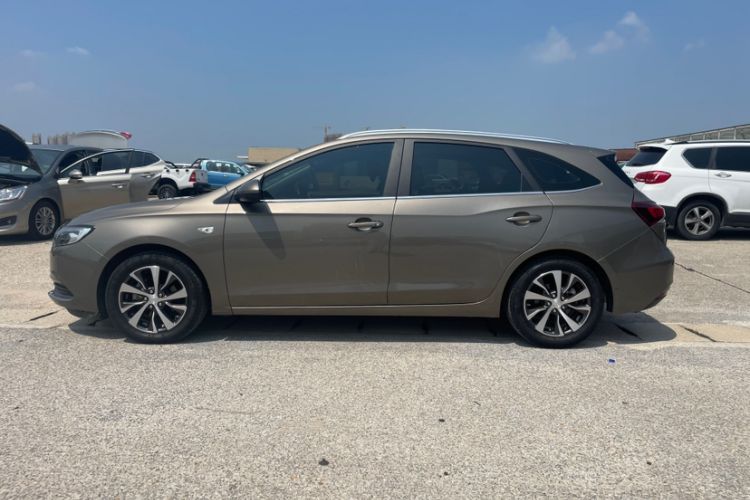 Used Buick Excelle GX 2019 18T Automatic Connected Elite Model China VI Standard Exterior 3