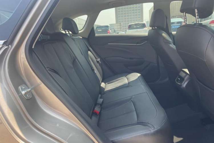 Used Buick Excelle GX 2019 18T Automatic Connected Elite Model China VI Standard Interior 10