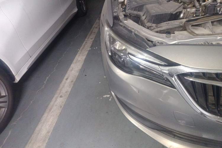 Used Buick Excelle GX 2019 18T Automatic Connected Elite Model China V Standard Right Front Headlight