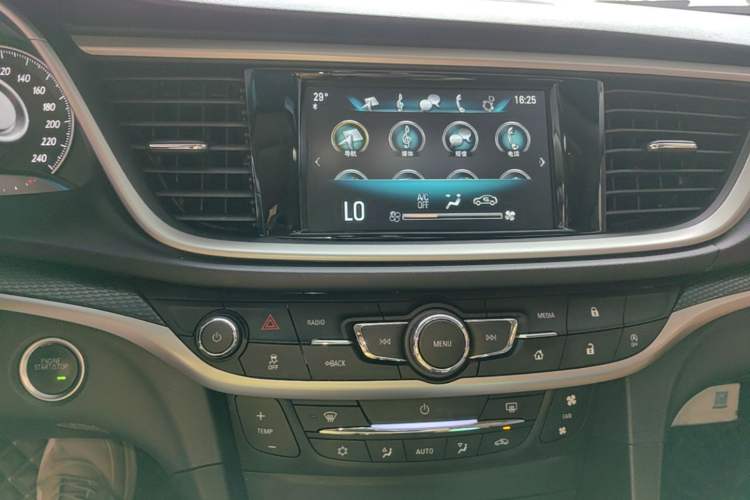 Used Buick Excelle GX 2019 18T Automatic Connected Flagship Version China VI Standard Audio And AC Panel