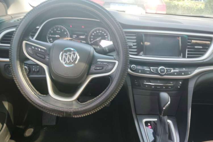 Used Buick Excelle GX 2019 18T Automatic Connected Flagship Version China V Standard Center Console