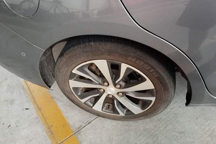 Used Buick Excelle GX 2019 18T Automatic Connected Flagship Version China VI Standard Exterior 5