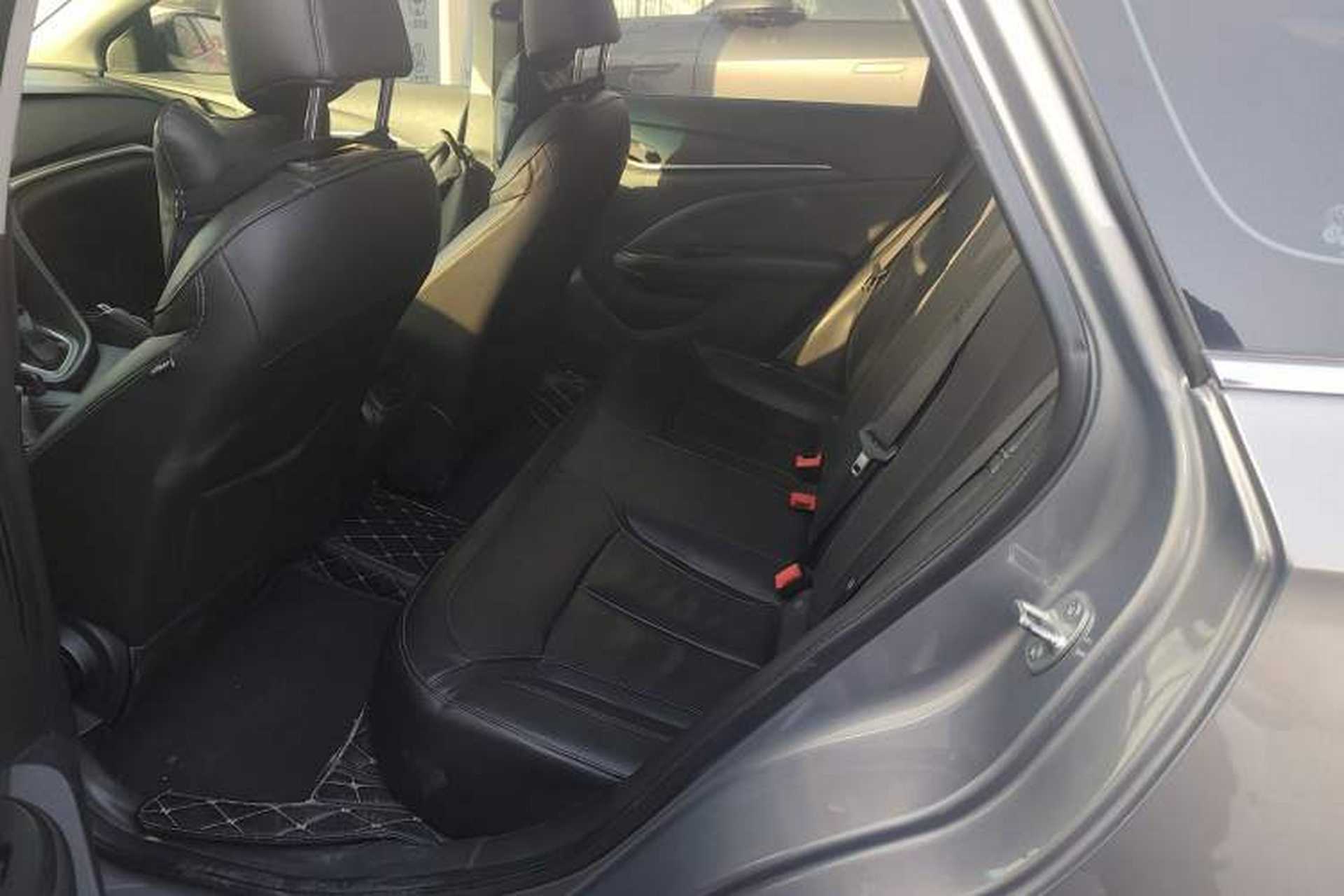 Used Buick Excelle GX 2019 18T Automatic Connected Elite Model China V Standard Interior 4