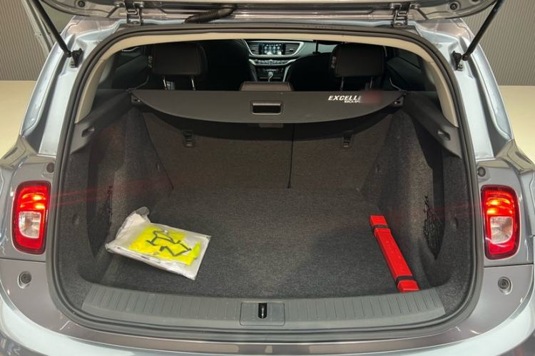 Used Buick Excelle GX 2019 18T Automatic Connected Elite Model China VI Standard Interior 7