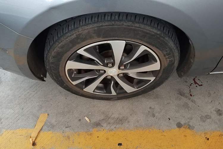 Used Buick Excelle GX 2019 18T Automatic Connected Flagship Version China VI Standard Left Front Wheel Hub