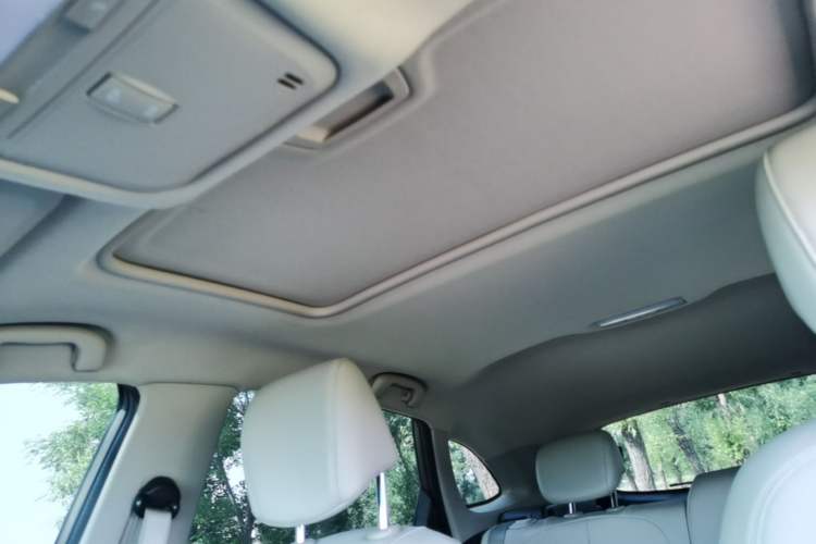 Used Buick Excelle GX 2019 15T Dual-Clutch Connected Elite Model China VI Headliner