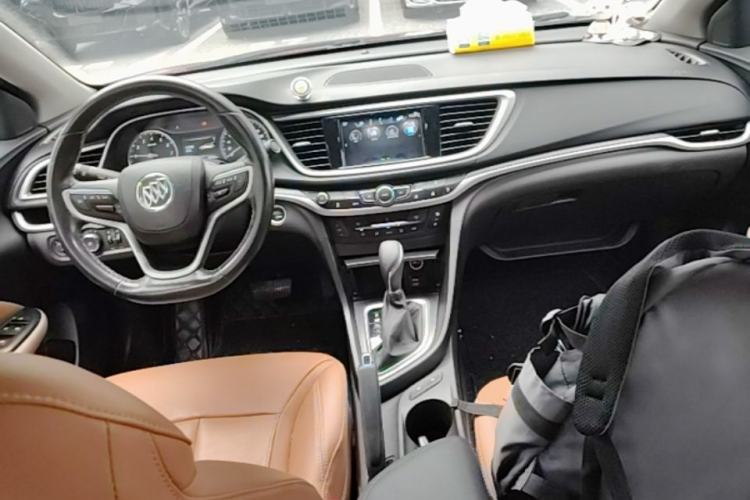 Used Buick Excelle GX 2019 18T Automatic Connected Flagship Version China VI Standard Center Console