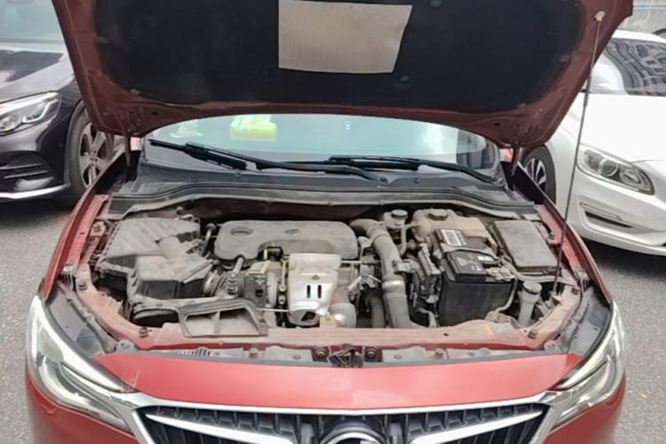 Used Buick Excelle GX 2019 18T Automatic Connected Flagship Version China VI Standard Engine Bay