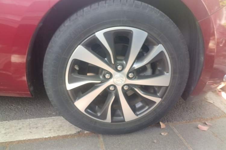 Used Buick Excelle GX 2019 18T Automatic Connected Flagship Version China V Standard Exterior 1