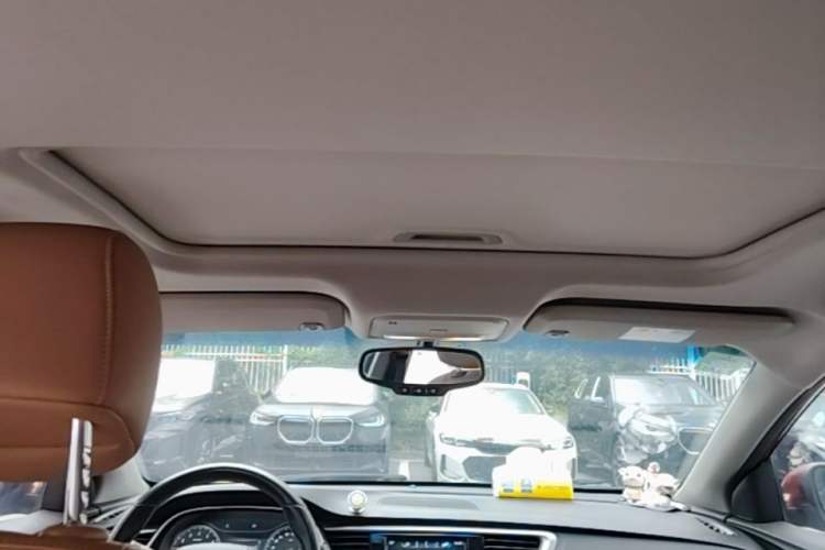 Used Buick Excelle GX 2019 18T Automatic Connected Flagship Version China VI Standard Headliner