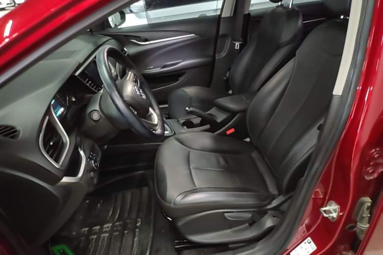Used Buick Excelle GX 2019 18T Automatic Connected Elite Model China VI Standard Left Front Seat