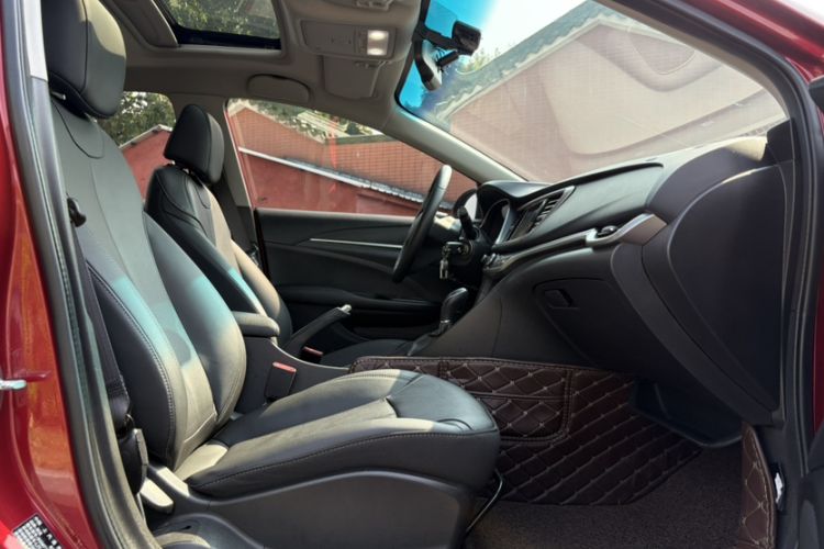 Used Buick Excelle GX 2019 18T Automatic Connected Elite Model China VI Standard Right Front Seat