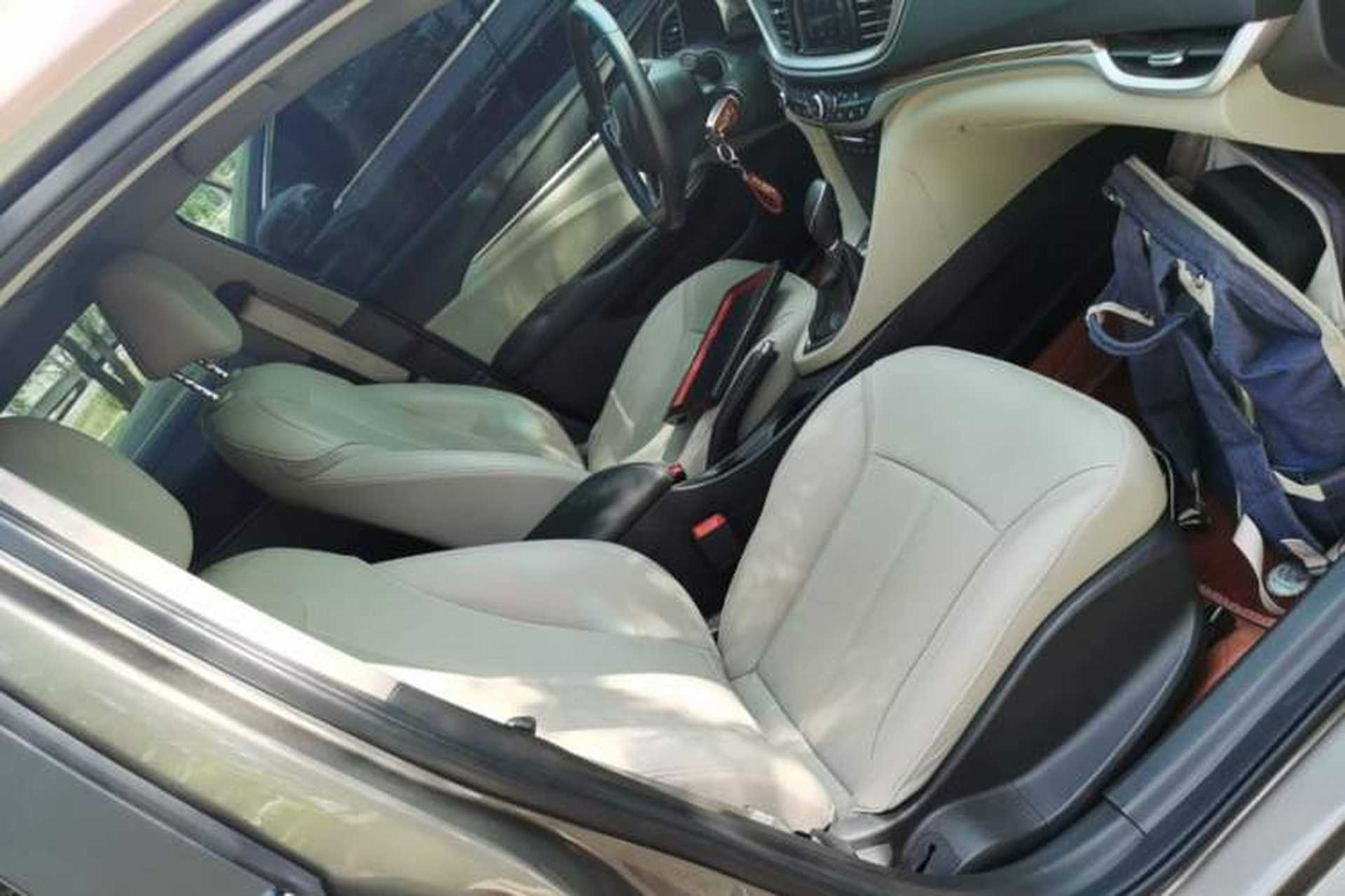 Used Buick Excelle GX 2019 15T Dual-Clutch Connected Elite Model China VI Right Front Seat
