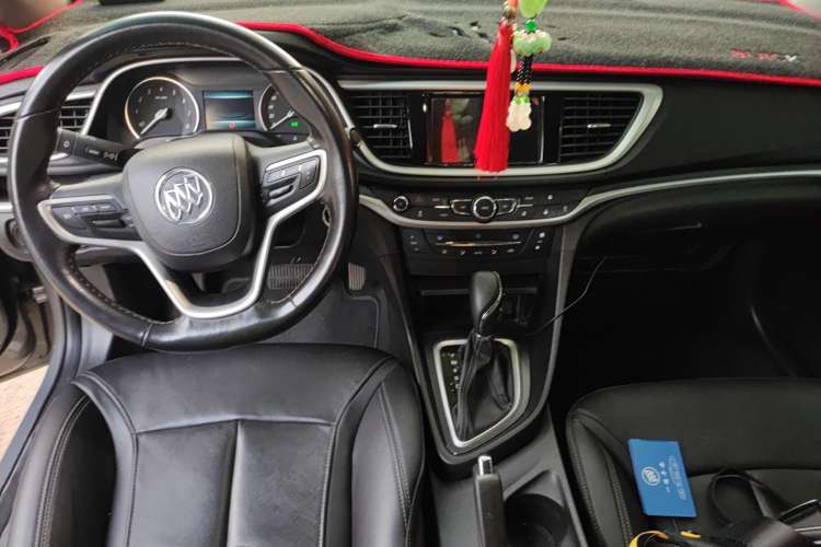 Used Buick Excelle GX 2019 18T Automatic Connected Elite Model China V Standard Center Console