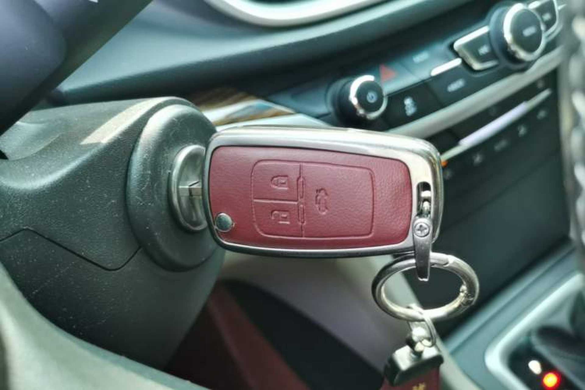 Used Buick Excelle GX 2019 15T Dual-Clutch Connected Elite Model China VI Vehicle Key
